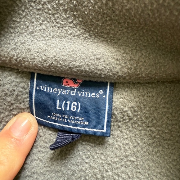 Vineyard Vines Gray & Navy Blue Fleece Vest - Large (16) - Picture 2 of 8